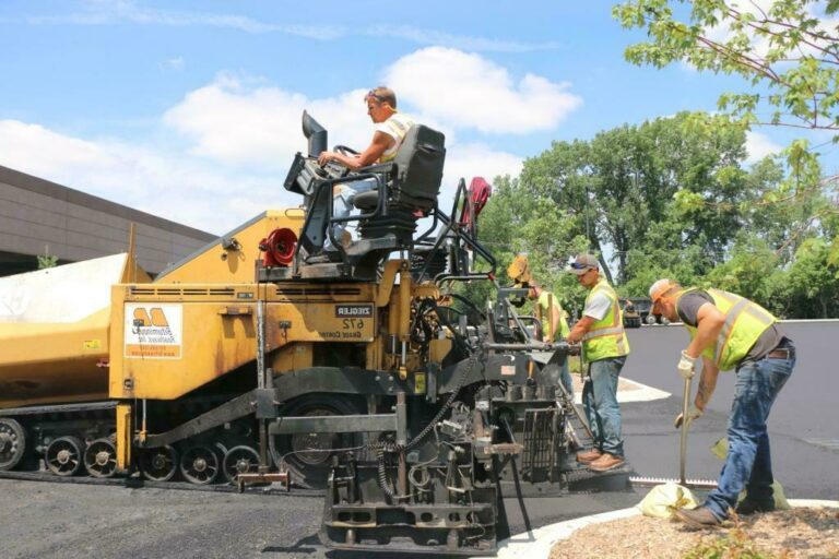 Asphalt Laborer