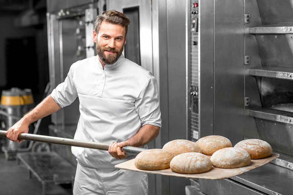 27 Duties and Responsibility of Pastry Chef / Head Baker